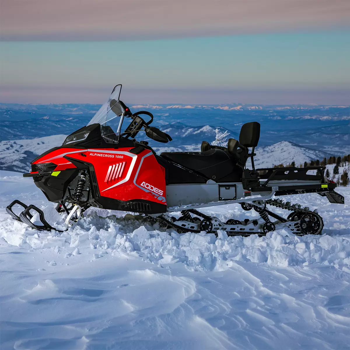 AODES AlpineCross 1000 на открытом снежном маршруте
